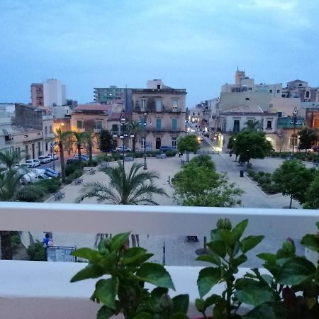 Casa Vacanza Il Gelsomino Magico อาโวลา ภายนอก รูปภาพ
